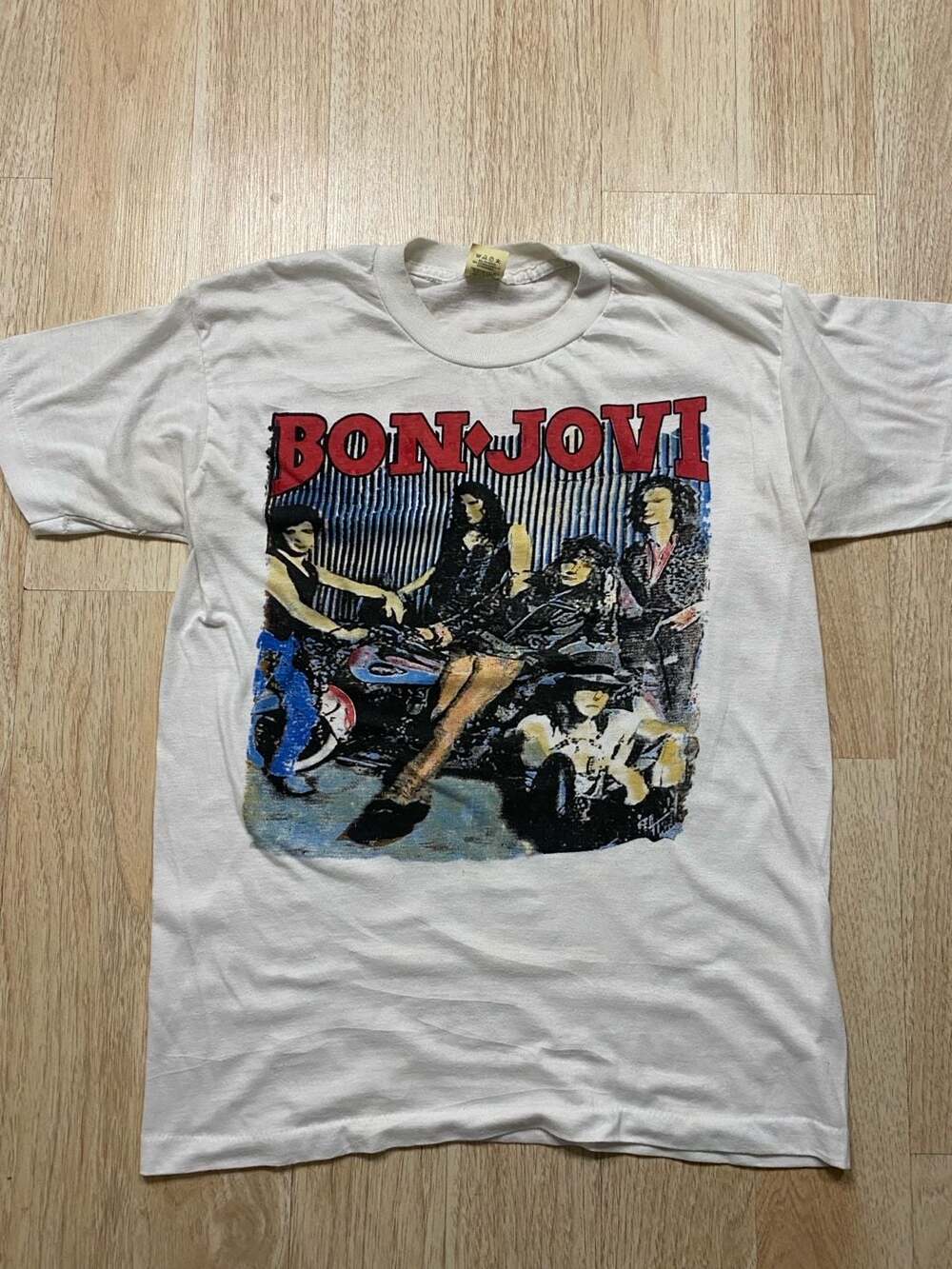 Screen Stars Bon Jovi T-Shirt Size M Vintage 1980s Kiss Em Where It Stinks